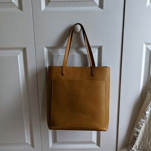 Medium Transport Tote in Cider 🍁